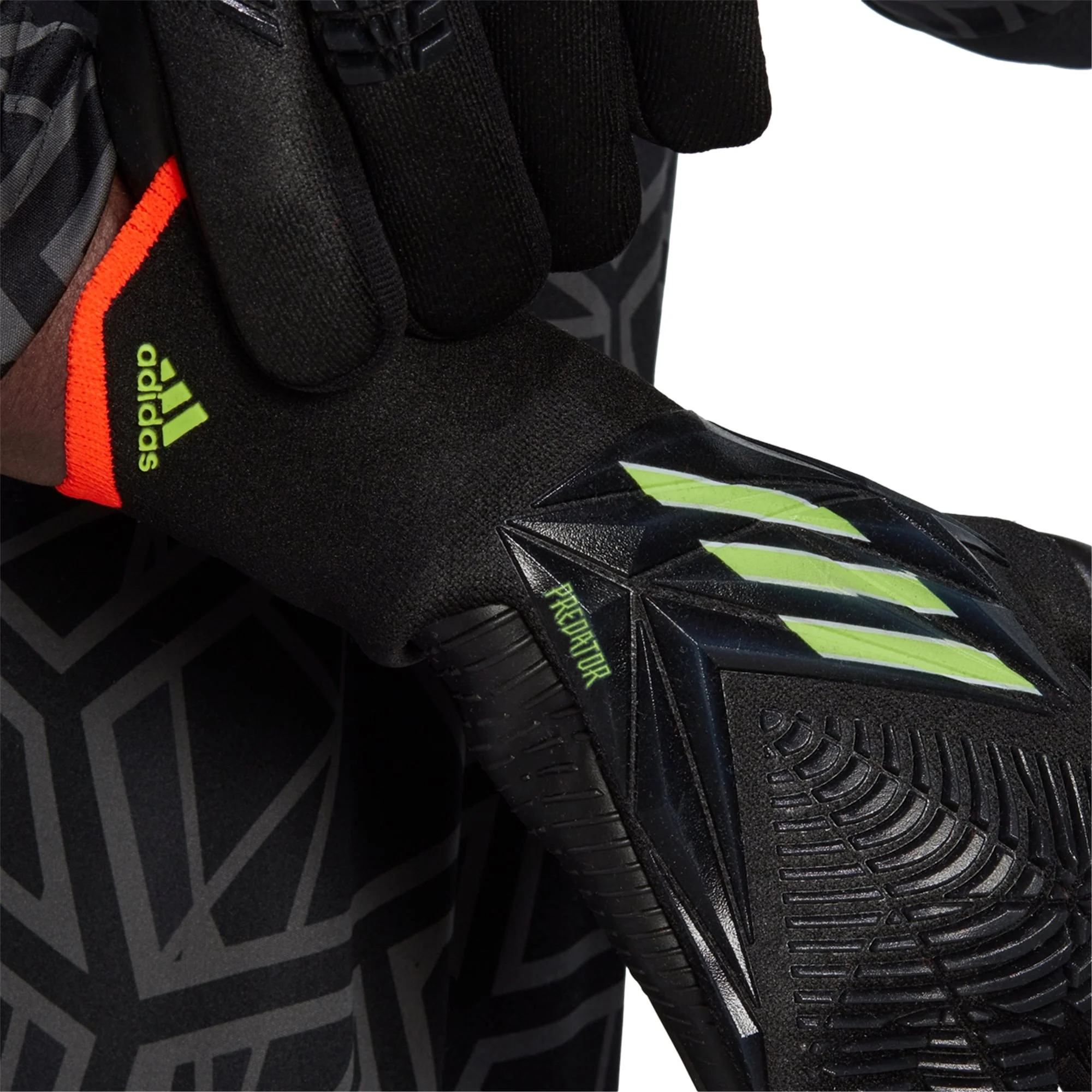 adidas Predator Pro Goalkeeper Gloves - Black/Yellow - Image 5