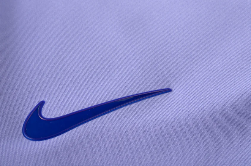 Nike 2021-22 FC Barcelona Away Replica Jersey - Men's - Image 4