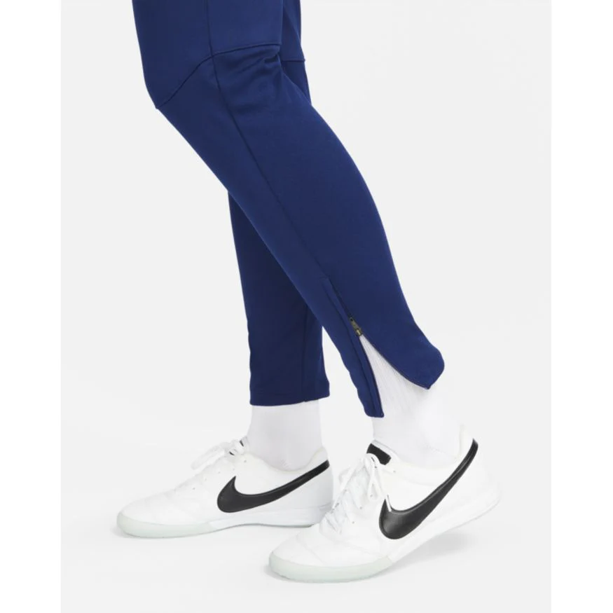 Nike Therma-FIT Academy Winter Warrior Knit Soccer Pants - WOMEN'S - Image 4