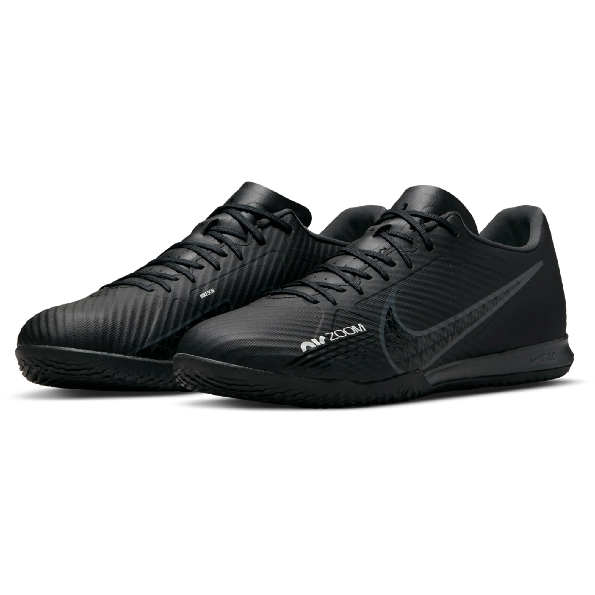 Nike Zoom Mercurial Vapor 15 Academy IC Indoor Soccer Shoes - Black/DarkSmokeGrey/SummitWhite/Volt - Image 4